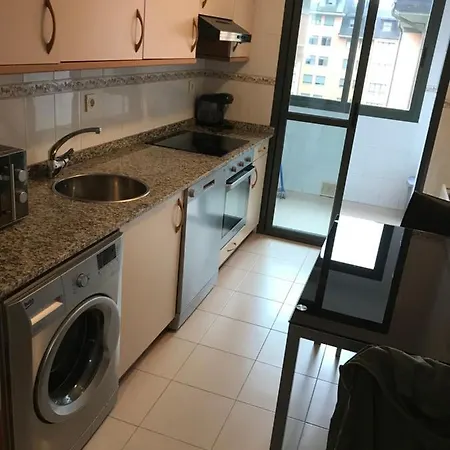 Apartamento Bonito Piso Zona Hospital Con Garaje *