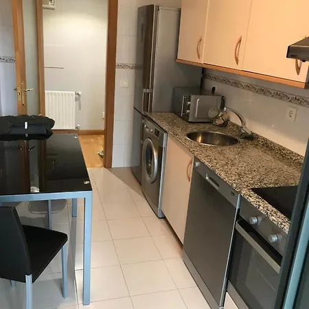 Bonito Piso Zona Hospital Con Garaje *